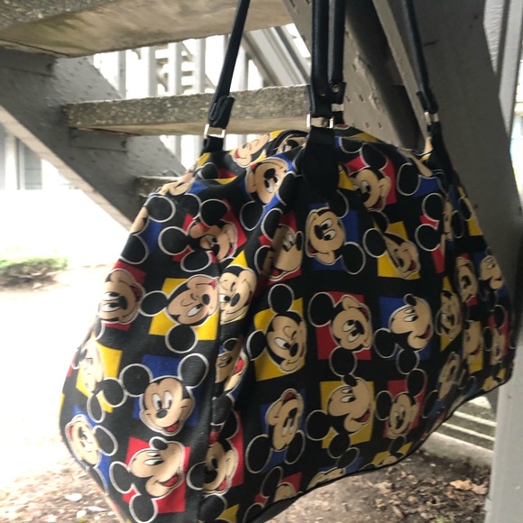 Vintage Mickey Unlimited Mouse Disney By Glentex Sholder Bag Black ,Tan & Red - Picture 4 of 16
